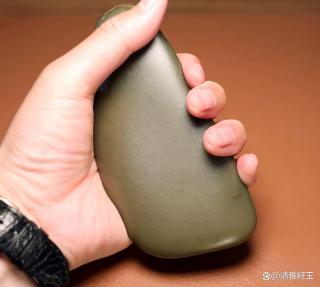 详解和田玉八大色系:"帝王玉"青玉,三买三不买